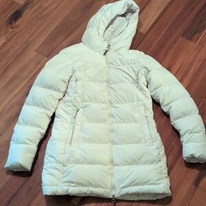 The North Face Down Filled Women's Cream Puffer Jacket